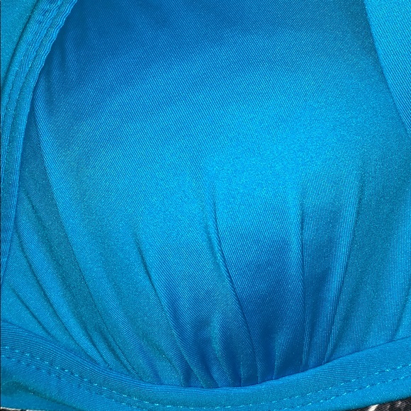 blue triangle bikini top - Picture 3 of 3